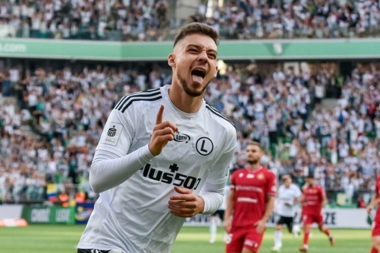 E KRYER/ Ernest Muçi transferohet te gjiganti turk, Legia mbyll marrëveshjen për shumën e majme